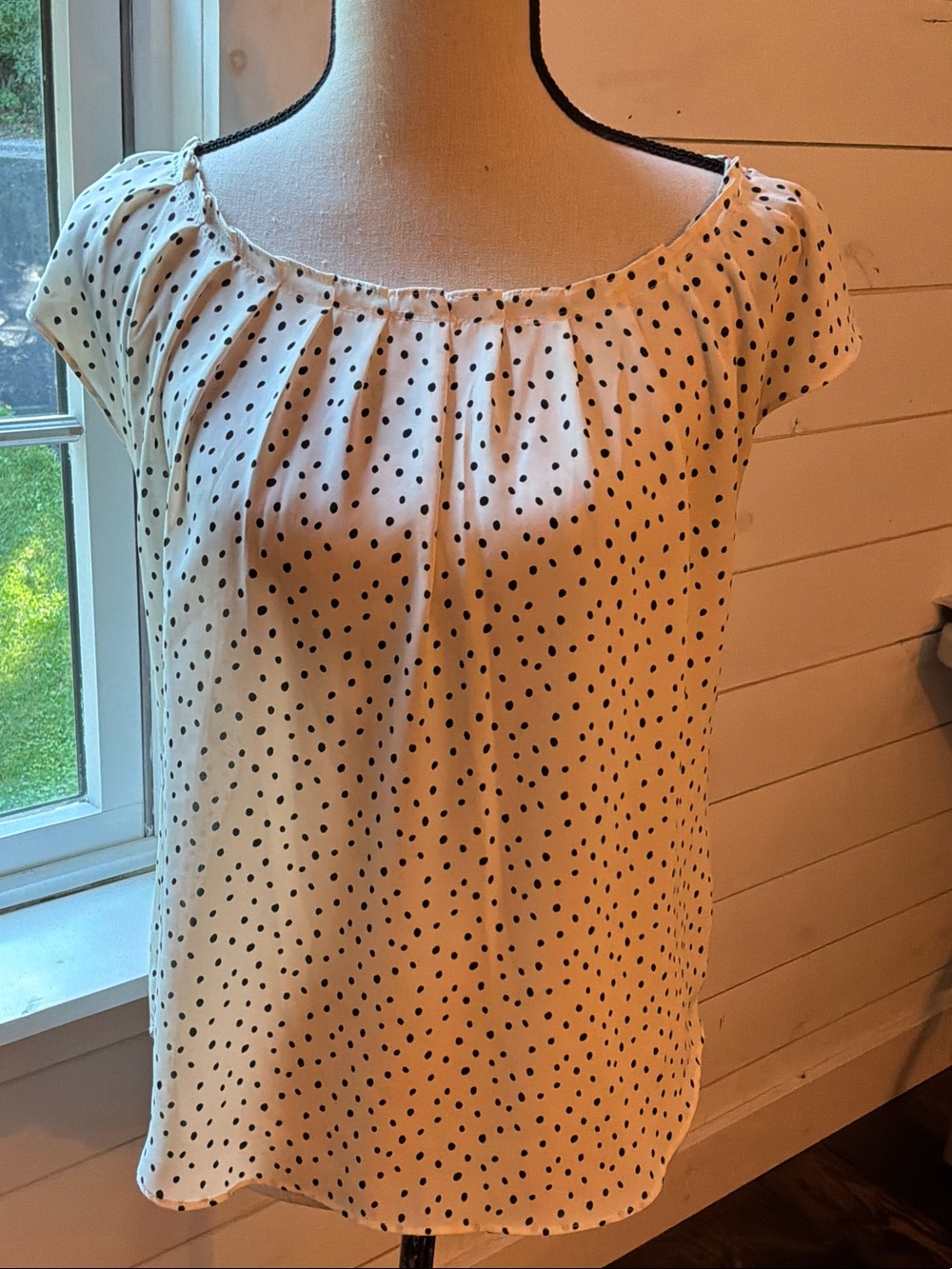 LC Lauren Conrad White Short Sleeve Polka Dot Blouse